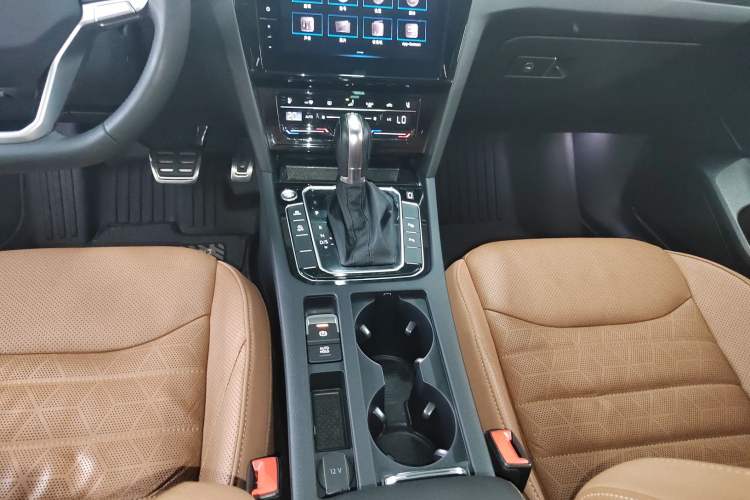 Used Volkswagen FAW-Volkswagen CC 2021 Estate Car 380TSI Vizion Edition