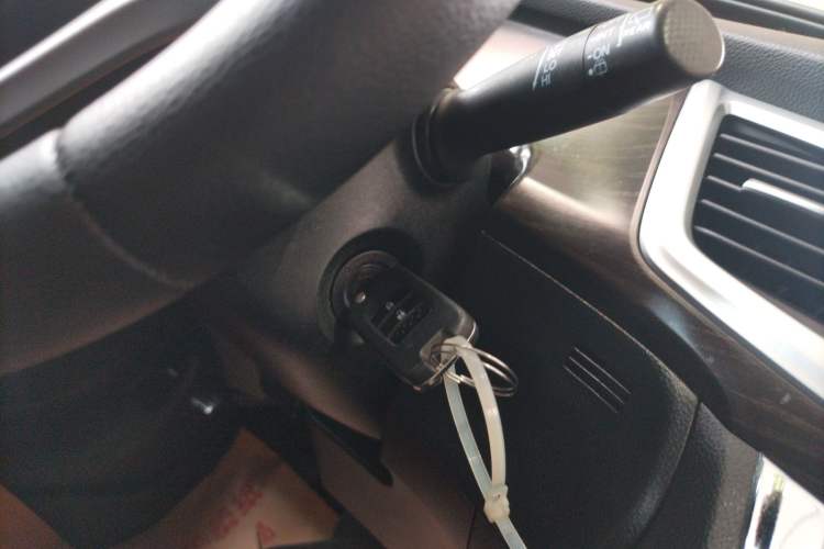 Used Honda Jade 2013 1.8L automatic Comfort version 5 seats