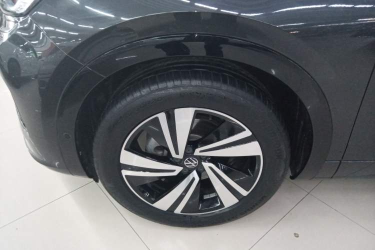 Used Volkswagen Tavendor 2024 380TSI All-Wheel Drive R-Line Cruise Edition