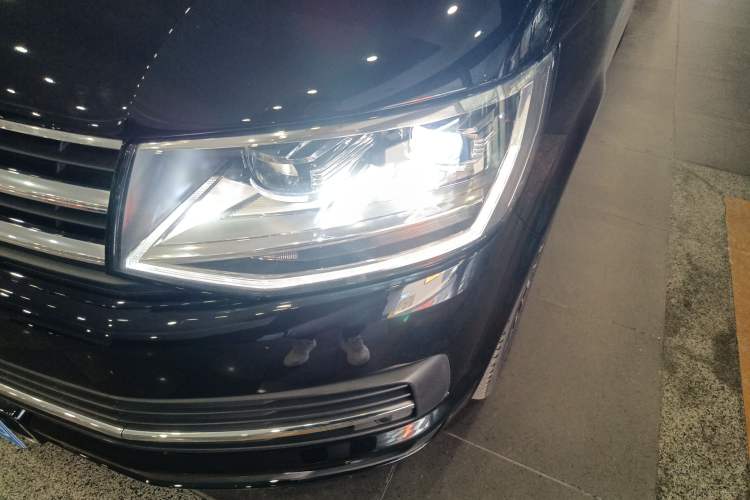 Used Volkswagen Multivan 2018 2.0 TSI 4x4 Prestige Edition 7-Seater
