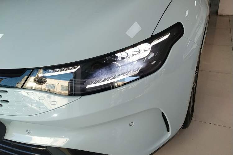 Used Leapmotor C01 2024 Range-Extended 216 Luxury Edition
