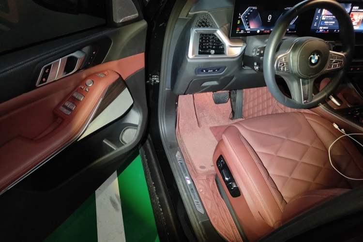 Used BMW X5 2023 xDrive 40Li M Sport Night Edition Package