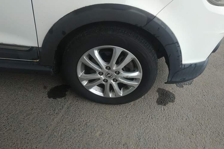 Used Dongfeng Fengon 360 2015 1.5L Manual Comfort II 7-Seater
