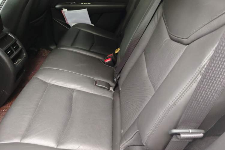 Used Cadillac XT5 2018 25T Luxury Model