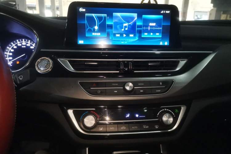 Used Changan Ruicheng CC 2021 Blue Whale Edition 1.5T DCT Luxury Model
