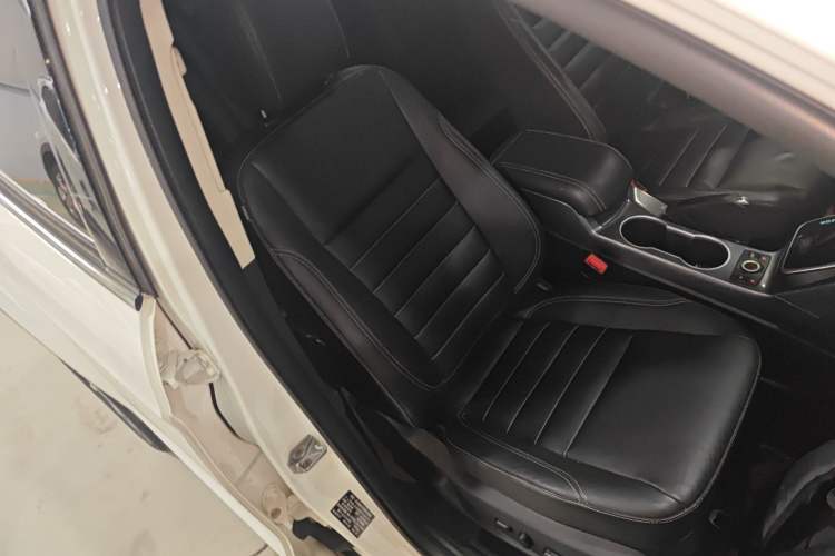 Used Ford Kuga 2015 2.0L GTDi Four-Wheel Drive Elite Model
