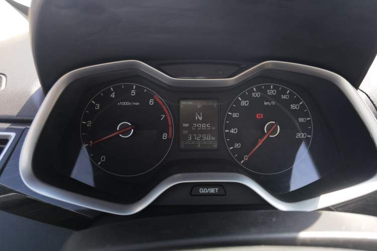 Used Baojun 310 2017 1.5L Automatic Fashion Model Instrument Cluster