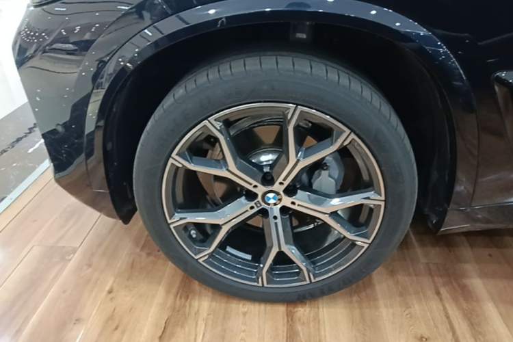 Used BMW X5 2023 xDrive 30Li Luxury M Sport Night Edition Package
