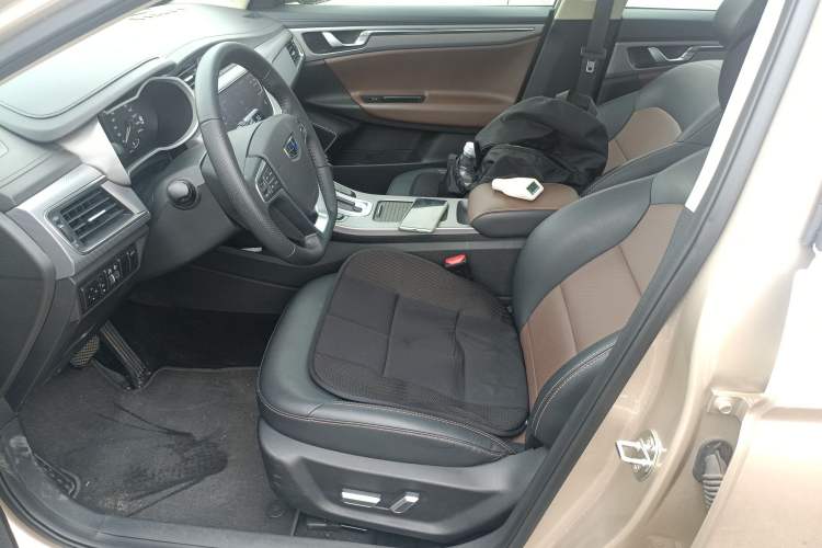 Used Geely Auto Emgrand GL 2018 1.4T DCT Prestige Smart Connectivity Version Left Front Seat