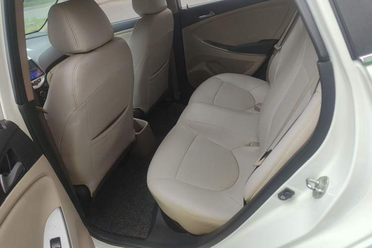 Used Hyundai Verna (older generation) 2014 1.4L Automatic Smart GLS