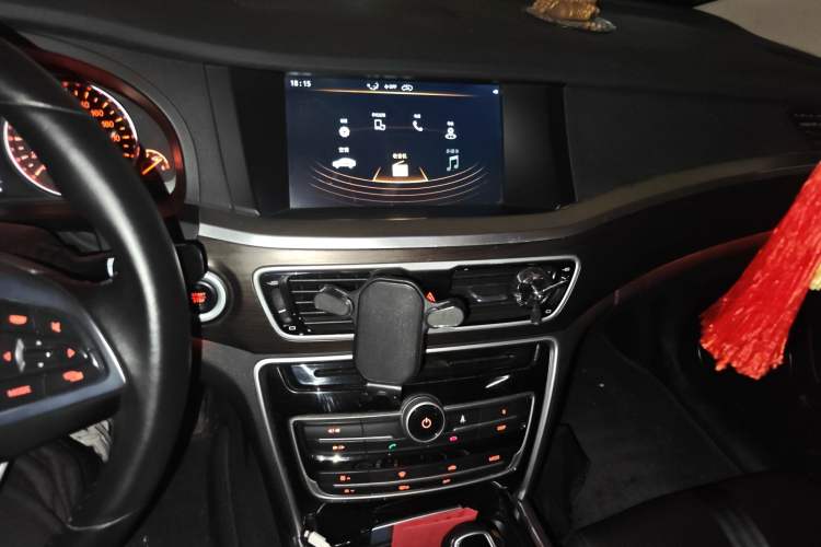 Used Geely Auto Emgrand GT 2017 1.8T Luxury Model
