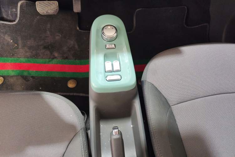 Used CHANGAN NEVO Lumin 2023 205km Xiangqin Version