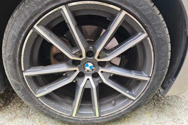Used BMW 3 Series 2020 Restyled 325Li M Sport Package Right Front Wheel Hub