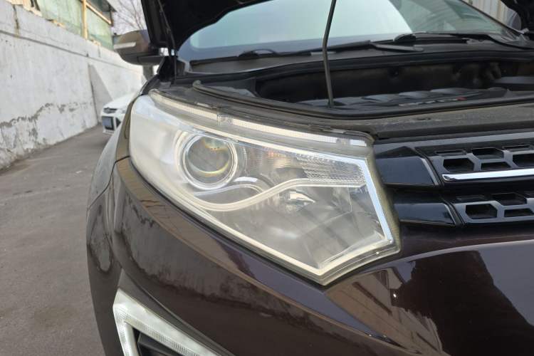 Used JMC Yusheng S330 2016 1.5L GTDi Automatic Two-Wheel Drive Flagship Edition