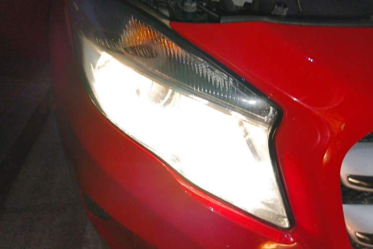 Used Mercedes-Benz GLA 2016 GLA 200 Sport Edition Right Front Headlight