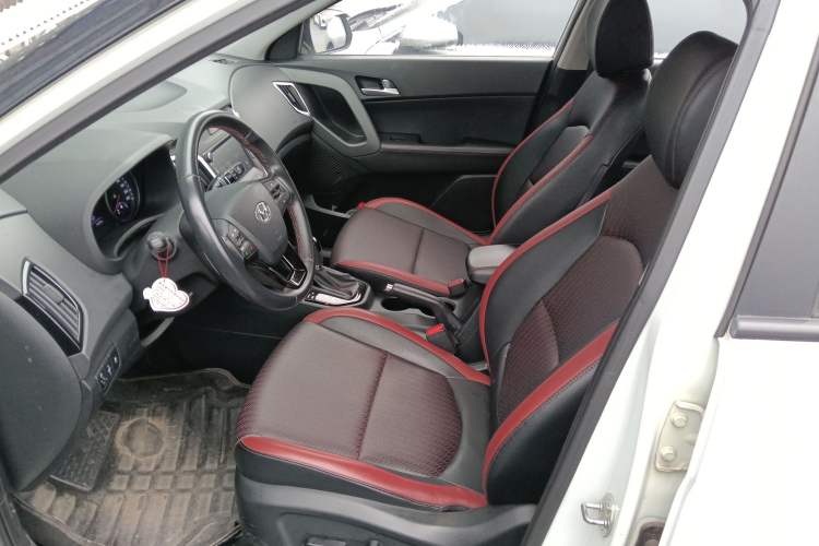 Used Hyundai ix25 2017 1.4T Automatic Smart Version
