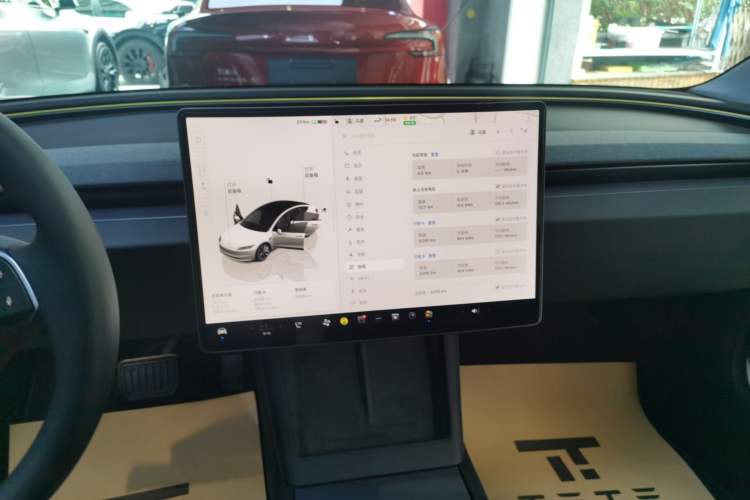 Used Tesla Model 3 2023 Long-Range All-Wheel-Drive Version