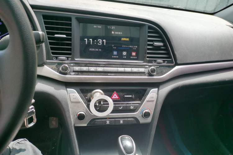 Used Hyundai Elantra (6th Generation / Lingdong) 2016 1.6L Automatic ZhiXuan – Elite Version Audio And AC Panel