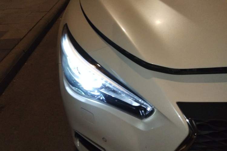 Used Infiniti Q50L 2018 2.0T Enjoyment Edition China V standard