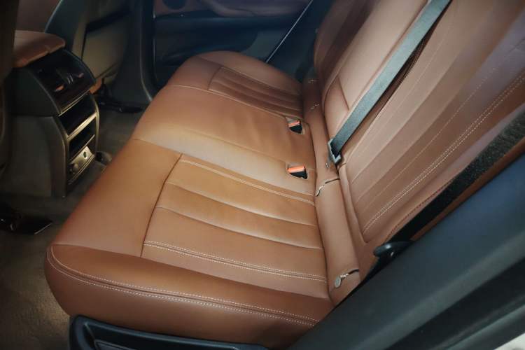 Used BMW X6 2018 xDrive28i
