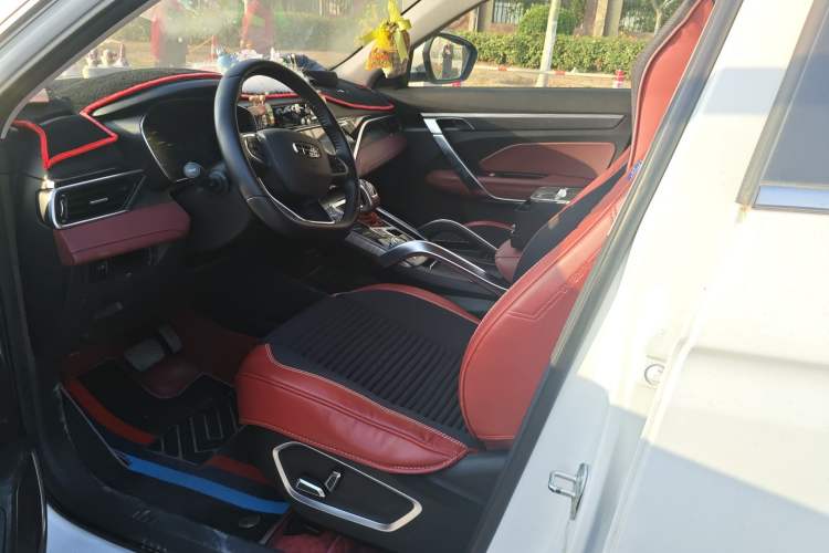 Used Geely Auto Emgrand X7 Sport 2022 Boyue X 1.8TD DCT ZhiZun Edition