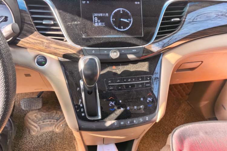 Used Buick GL8 2017 ES 28T Flagship Model China V Standard