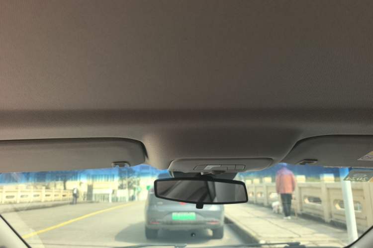 Used Buick GL8 2023 Land Executive Class Comfort Model
