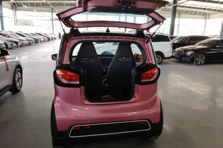 Used Baojun E100 2019 250KM Smart Drive Edition Trunk