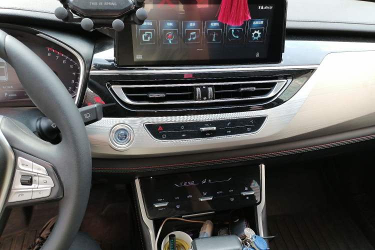 Used CHANGAN CS75 2020 280T DCT Luxury Model China VI Standard
