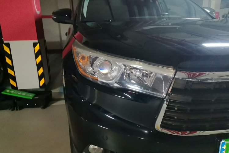 Used Toyota Highlander 2017 2.0T Four-Wheel Drive Luxury Edition 7 Seats
