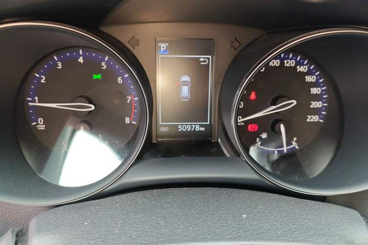 Used Toyota IZOA 2020 2.0L Enjoy Edition