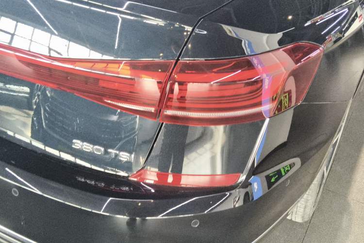 Used Volkswagen Passat 2024 380TSI Starry Dragon Edition
