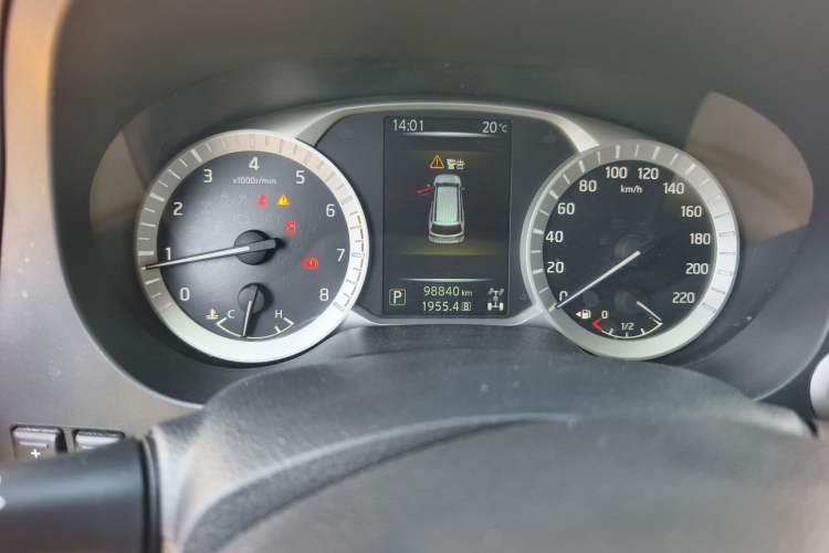 Used Nissan Terra 2020 2.5L XL Upper 4WD Automatic Four-Wheel Drive Luxury Edition