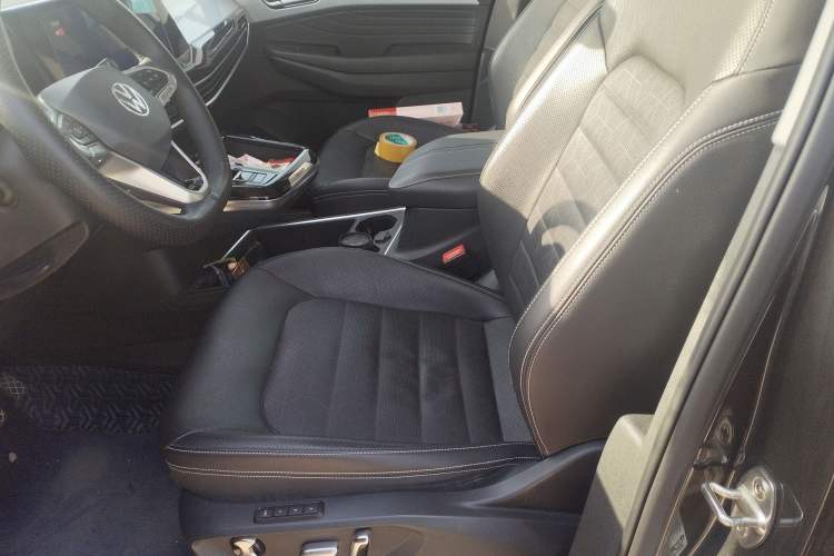 Used Volkswagen Talagon 2022 380TSI All-Wheel-Drive Luxury Prestige Pro 7-Seater Left Front Seat