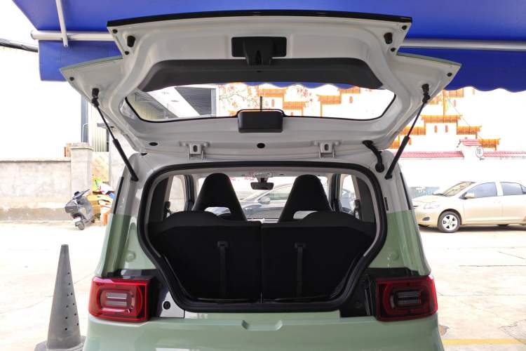 Used Wuling Hongguang MINIEV 2021 Macaron Premium Model – Lithium-NMC