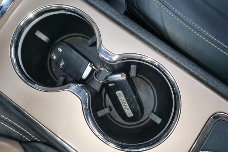 Used Jeep Grand Cherokee (Import) 2017 3.0L Comfort Navigation Edition
