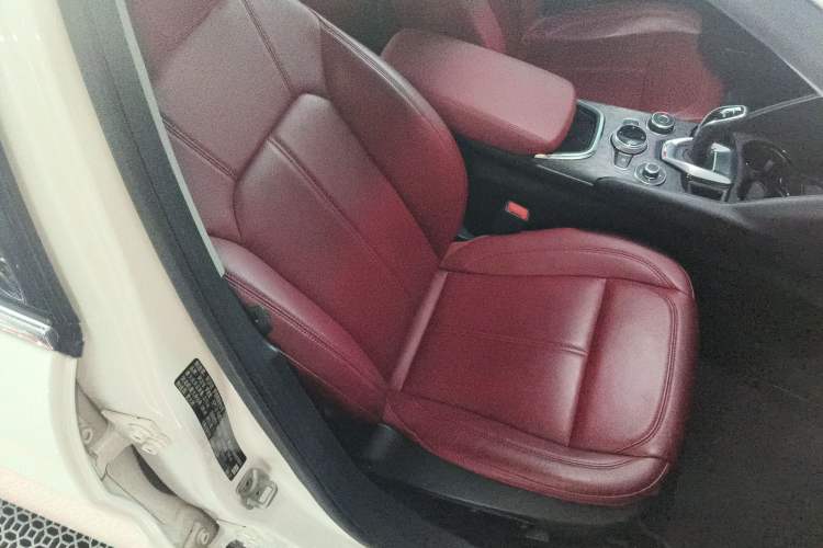 Used Alfa Romeo Giulia 2020 2.0T 280HP Luxury Edition