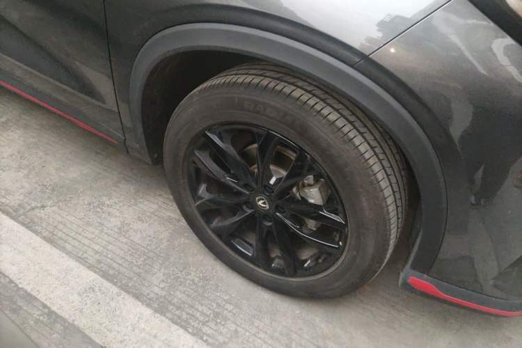 Used CHANGAN X5 PLUS 2025 1.5T DCT Excellence Edition Right Front Wheel Hub