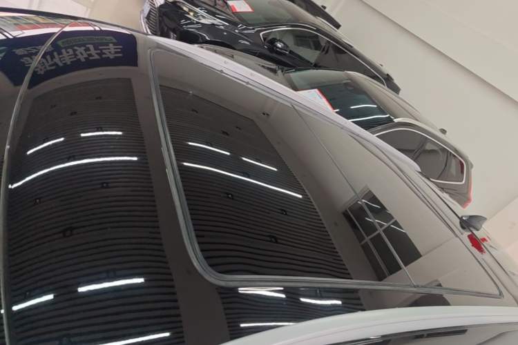 Used Cadillac XT5 2022 2.0T Two-Wheel Drive Luxury Version Roof