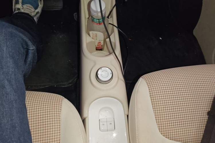 Used Wuling Hongguang MINIEV 2024 3rd Generation 215km Advanced Version
