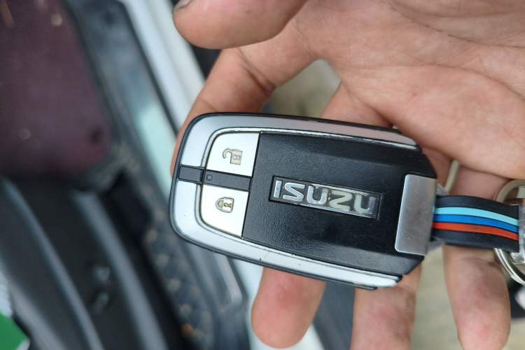 Used Isuzu mu-X 2018 1.9T Diesel Automatic 2WD Enjoyment Edition 7 Seats
