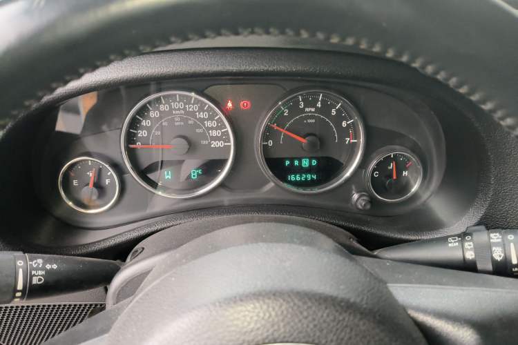 Used Jeep Wrangler 2013 3.6L Sahara Four-Door Edition
