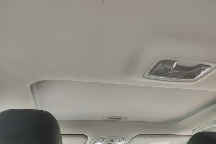 Used Kia K5 2016 2.0L Hybrid GLS Headliner