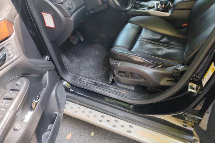 Used Cadillac SRX 2012 3.0L Leading Model
