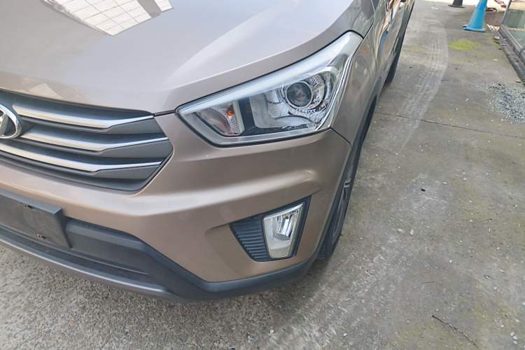 Used Hyundai ix25 2015 1.6L Automatic Two-Wheel Drive Smart GLS Trim Left Front Headlight