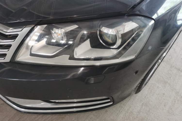 Used Volkswagen Magotan 2013 1.8TSI Prestige Model Left Front Headlight