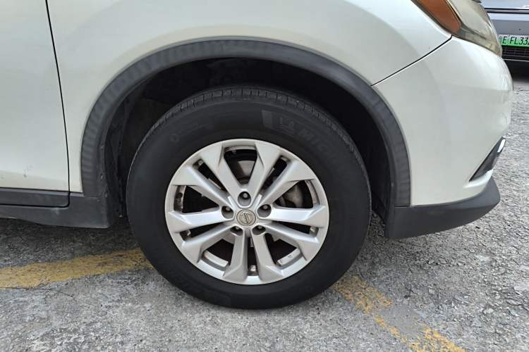 Used Nissan X-Trail 2015 2.0L CVT Comfort MAX Edition 2WD