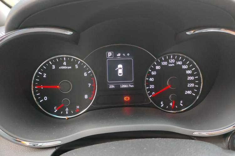 Used Kia K3 2016 1.6L Automatic GLS Instrument Cluster