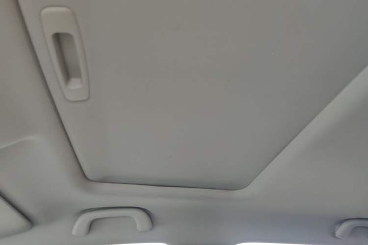 Used CHANGAN CS75 2020 280T DCT Luxury Model China VI Standard Headliner