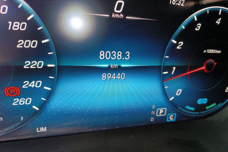 Used Mercedes-Benz C-Class 2020 C 260 Sport Edition Odometer Close Up
